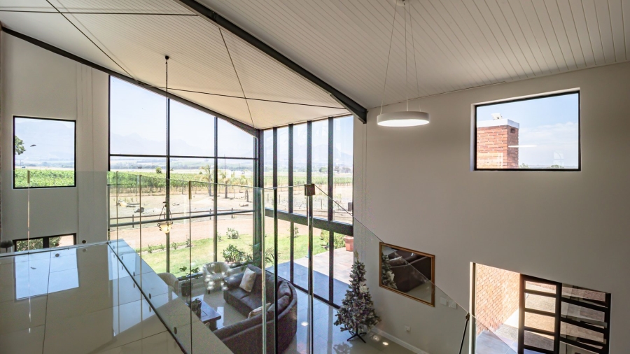 6 Bedroom Property for Sale in Stellenbosch Farms Western Cape